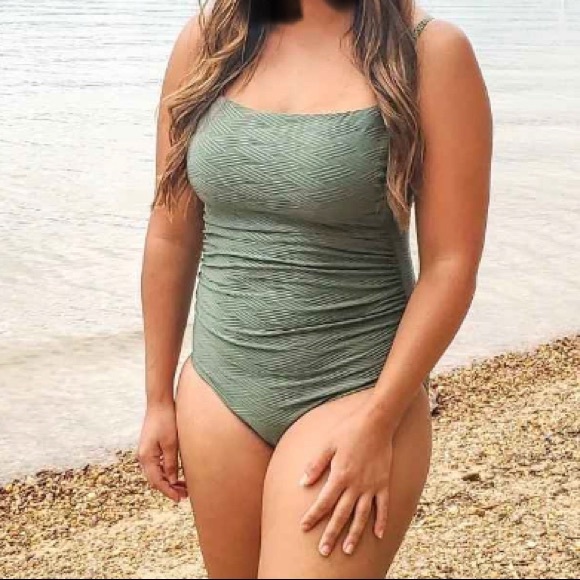 Sold -Women's Basket Weave Classic One Piece Swimsuit SZ XL - Picture 3 of 3